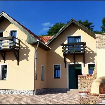 Borissza Vendégház  Ostoros Extérieur photo