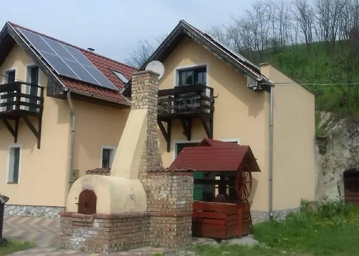 Borissza Vendégház (Ostoros Guesthouse)